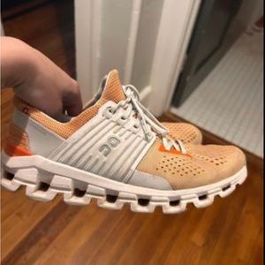 Cloudswift onruning shoes